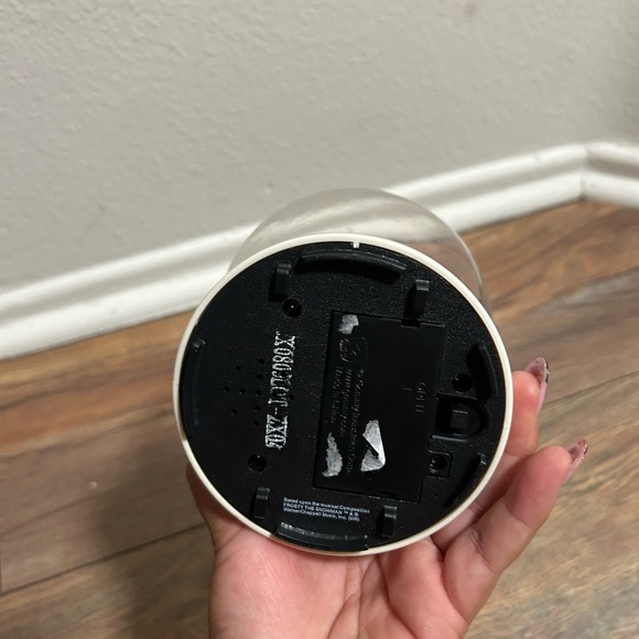 Gemmy Waterless Snow Globe Frosty the Snowman North Pole Motion Christmas - Picture 5 of 6